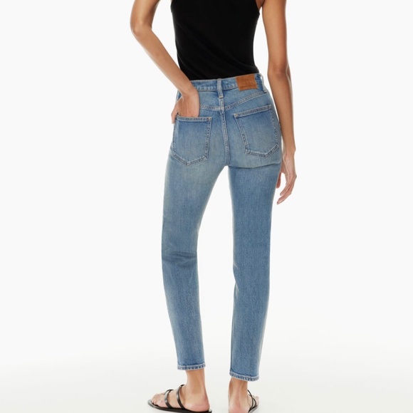 Aritzia Denim Forum Women’s Slim Jeans Medium Wash - Picture 1 of 5